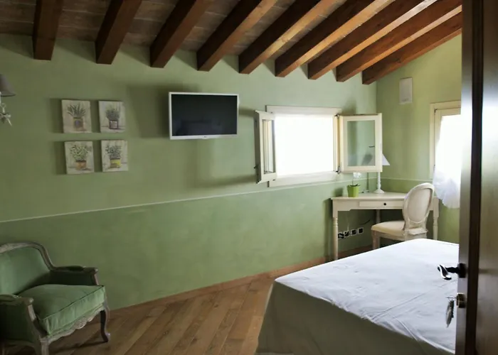 La Vedetta Bed And Breakfast